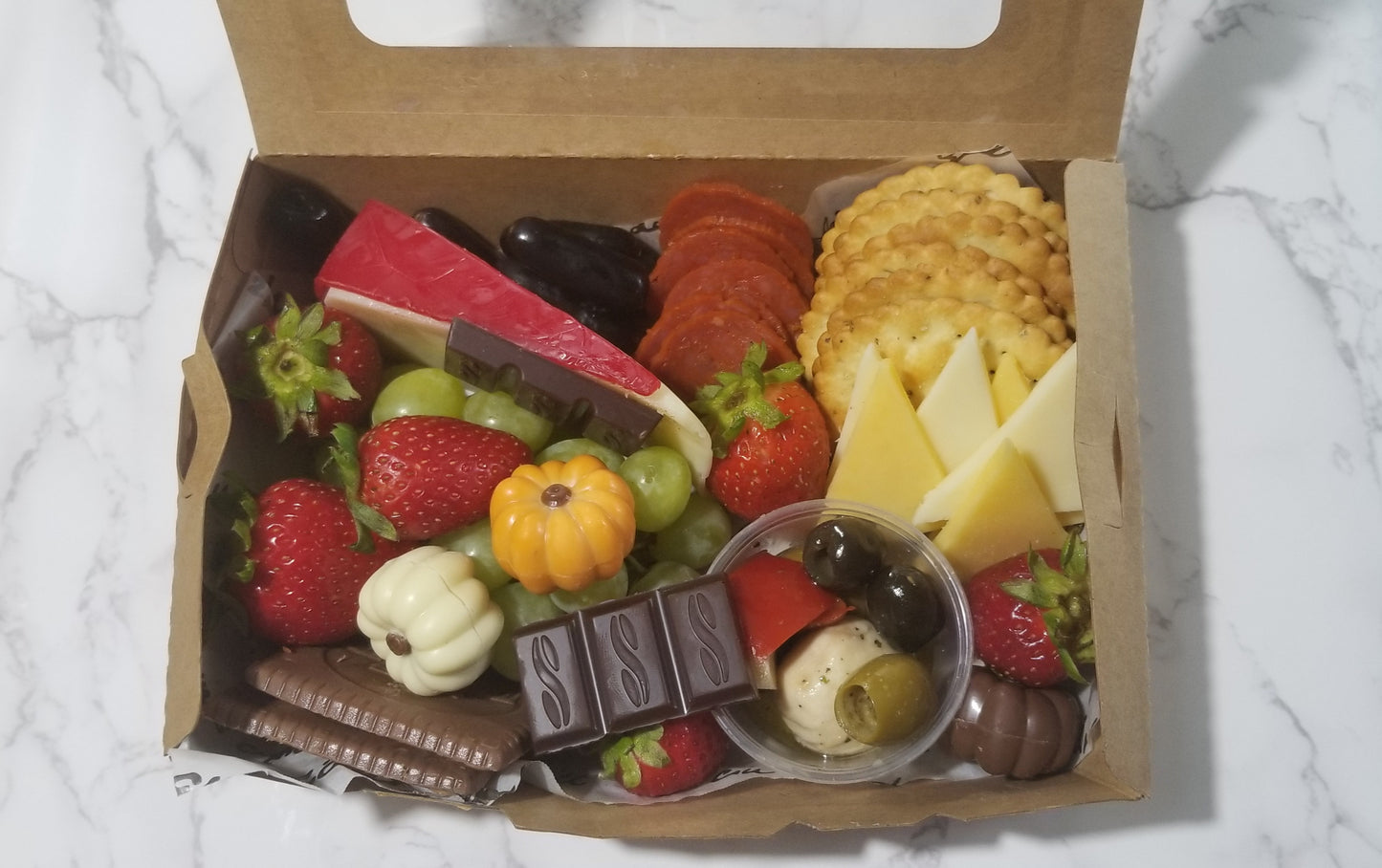 Graze Pour Un ∼ Individual Sized Graze Box